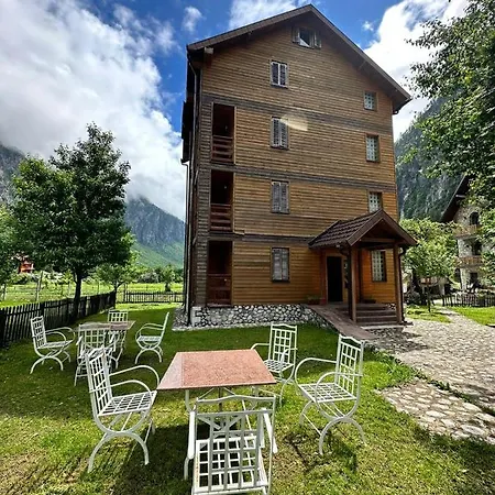 Quku Valbones Guest house Valbone