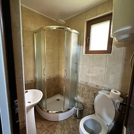 Quku Valbones Guest house