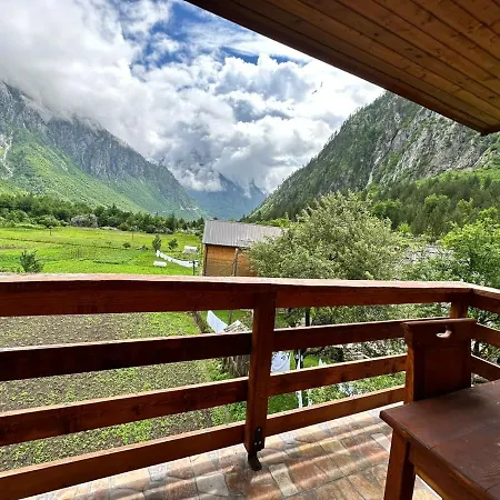 Guest house Quku Valbones